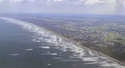 بعد زلزال روسيا المدمر .. أمواج تسونامي تثير الرعب في اليابان وتدفع الآلاف إلى الإخلاء (فيديو)
